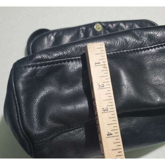 Victoria Leather Co Soft Black Leather Shoulder Bag multiple compartments - Picture 13 of 14